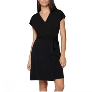 Nicole Miller Short Sleeved Dress Faux Wrap Women's Size Small Black Tie Waist